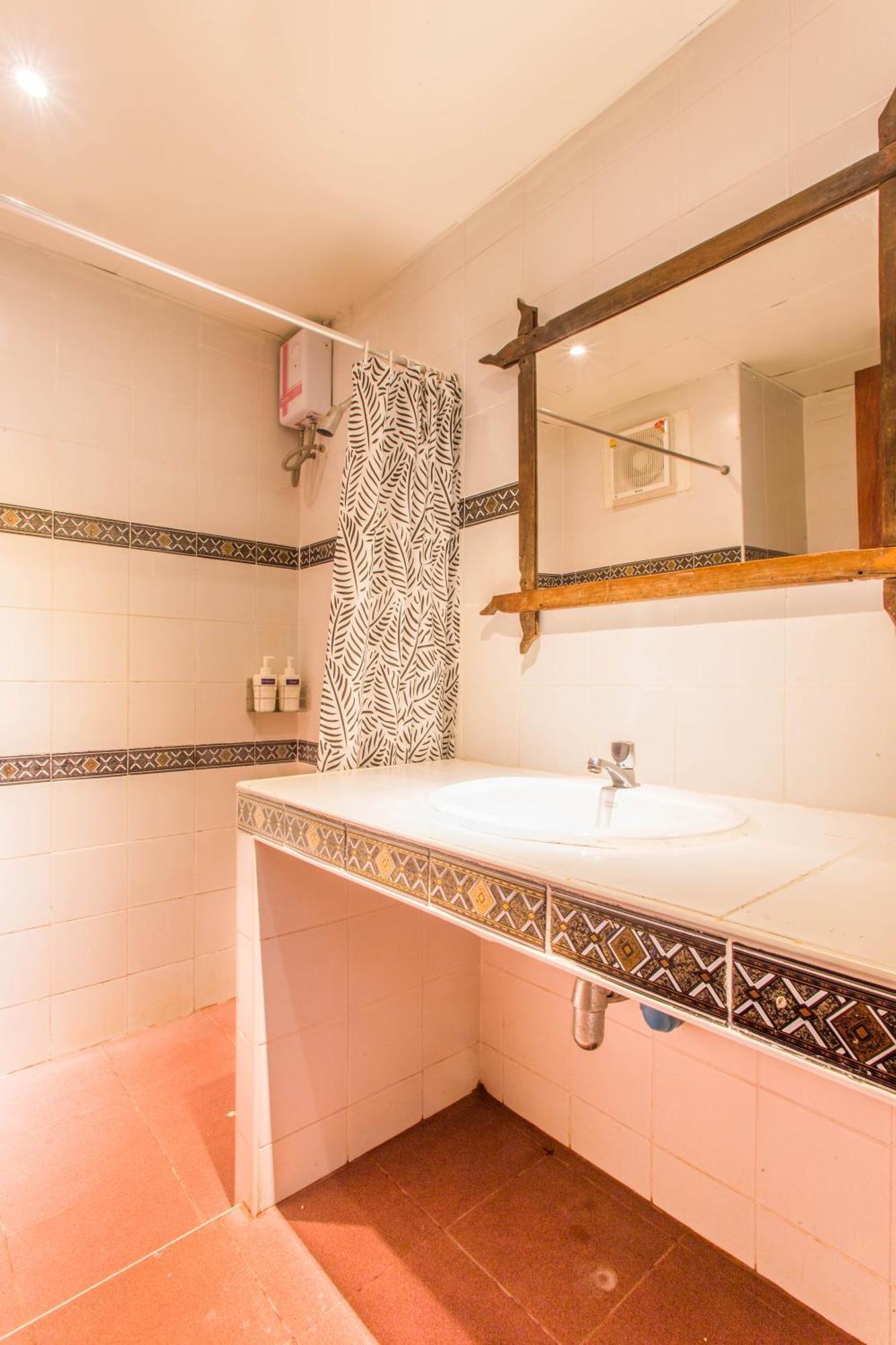 צ'יאנג סאן A Hotel Budget מראה חיצוני תמונה